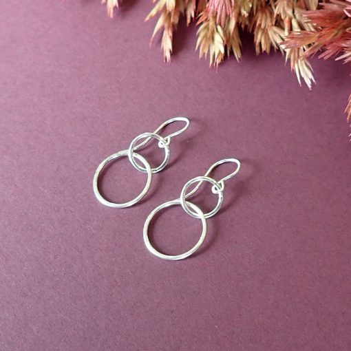 Sterling silver hammered interlocking circle earrings